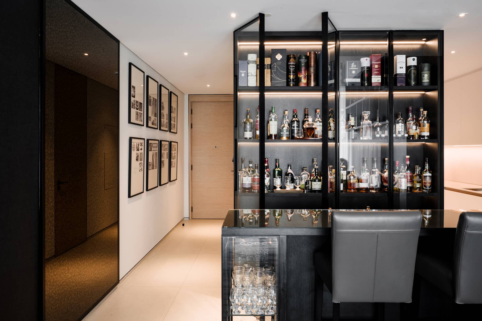 ADDRESS THE BEACH JBR APARTMENT - interior decoration company